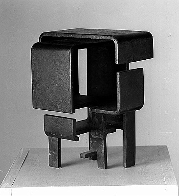 1959 - Kleine C-Figur III - 25x19x15,8cm -Privatbesitz